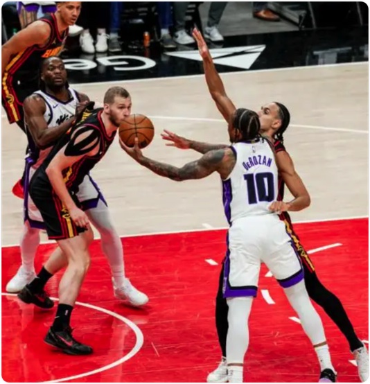 03月29日 NBA常规赛 国王vs老鹰 全场录像回放