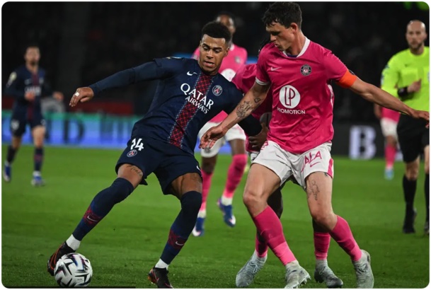 04月04日 法甲第28轮 巴黎圣日耳曼vs图卢兹 全场录像回放